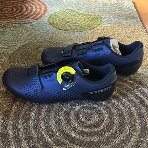 TREK Bicycle Circuit Road Shoe